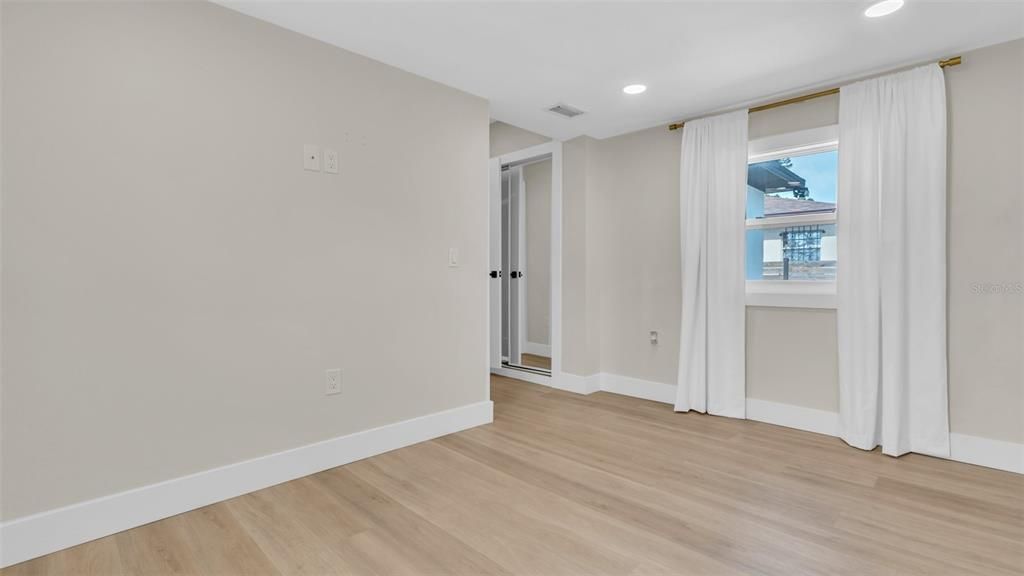В аренду: $3,500 (3 спален, 2 ванн, 1175 Квадратных фут)