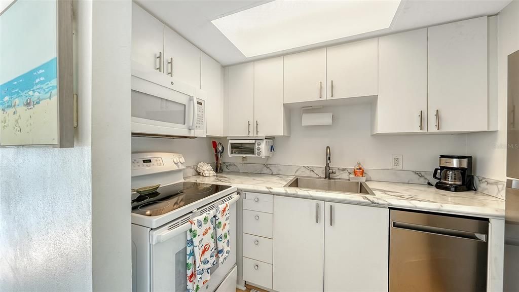 На продажу: $325,000 (1 спален, 1 ванн, 532 Квадратных фут)
