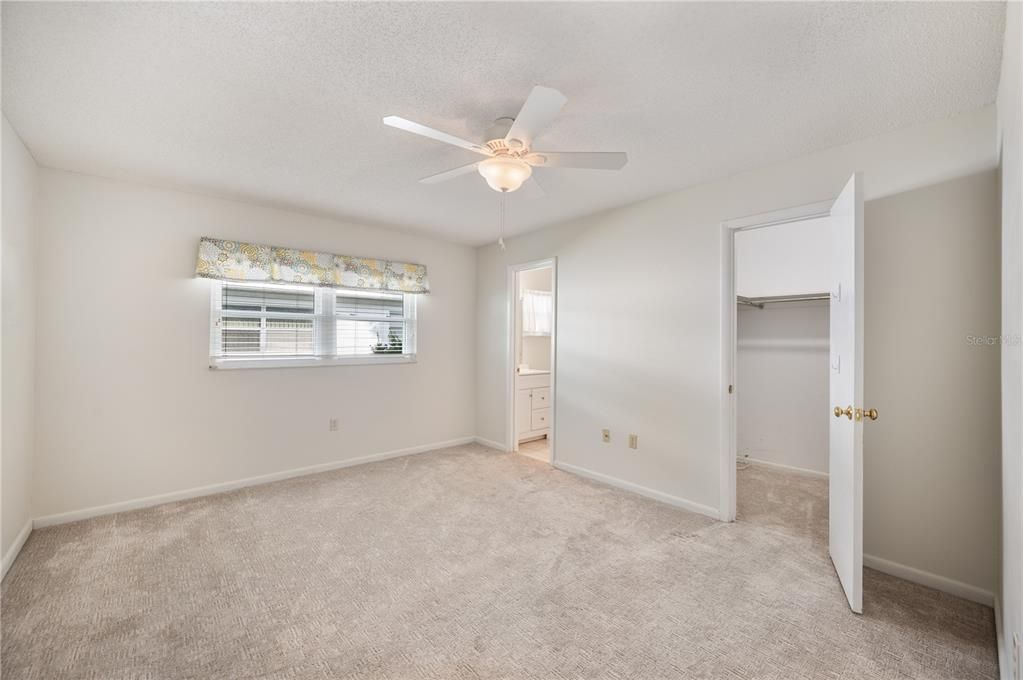 For Sale: $155,000 (2 beds, 2 baths, 1176 Square Feet)