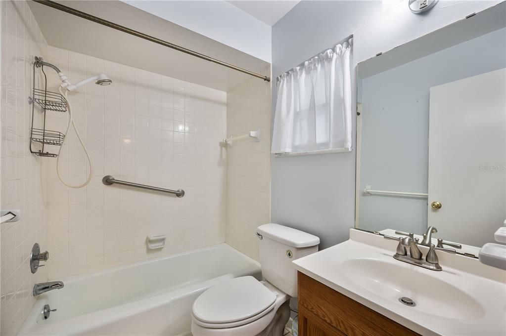 For Sale: $155,000 (2 beds, 2 baths, 1176 Square Feet)