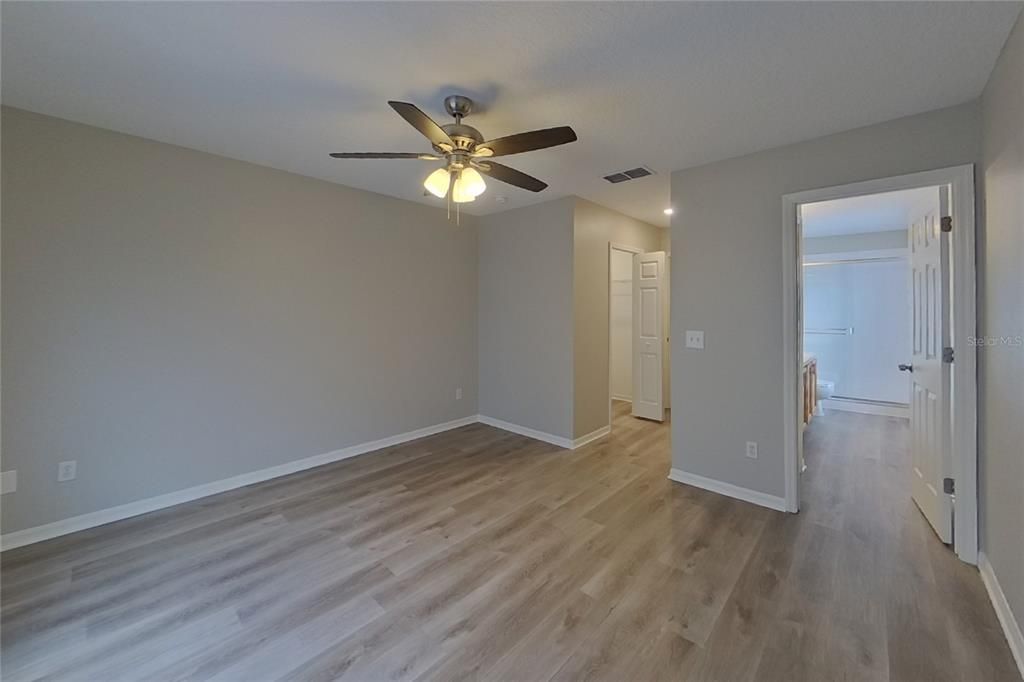 For Rent: $2,589 (3 beds, 2 baths, 1651 Square Feet)