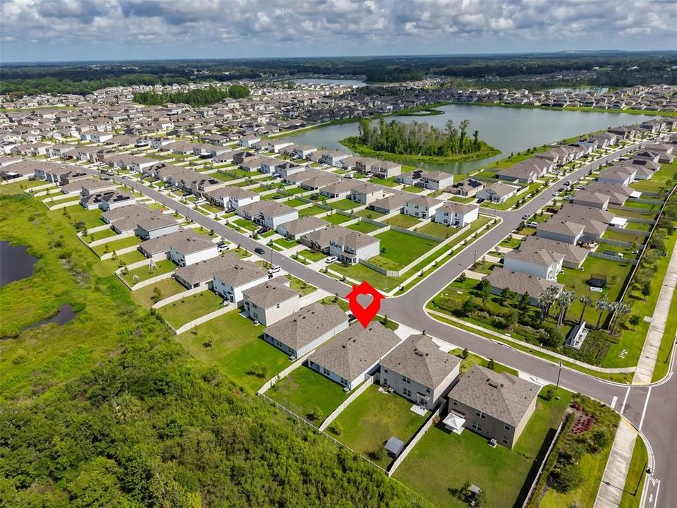 На продажу: $360,000 (4 спален, 2 ванн, 1846 Квадратных фут)
