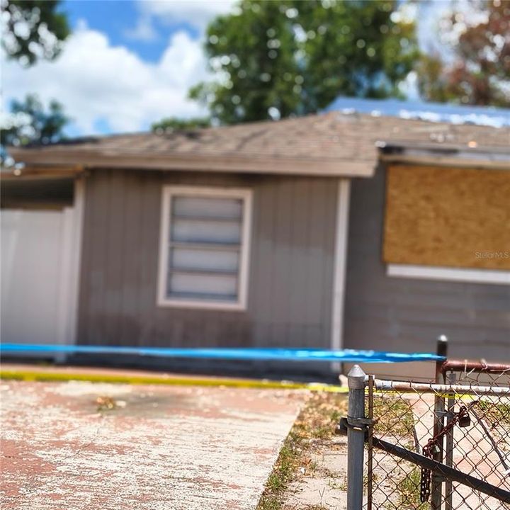 Activo con contrato: $200,000 (4 camas, 3 baños, 1508 Pies cuadrados)
