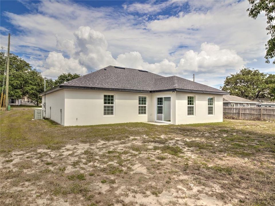 For Sale: $289,900 (3 beds, 2 baths, 1696 Square Feet)