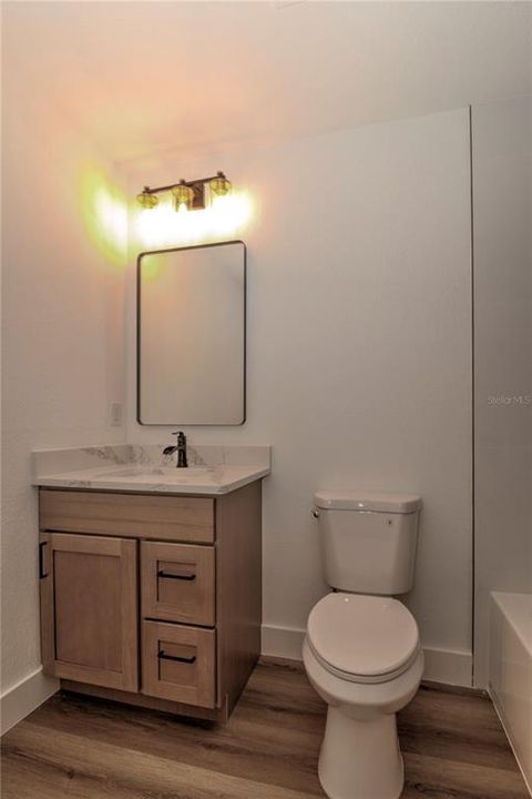 For Sale: $289,900 (3 beds, 2 baths, 1696 Square Feet)