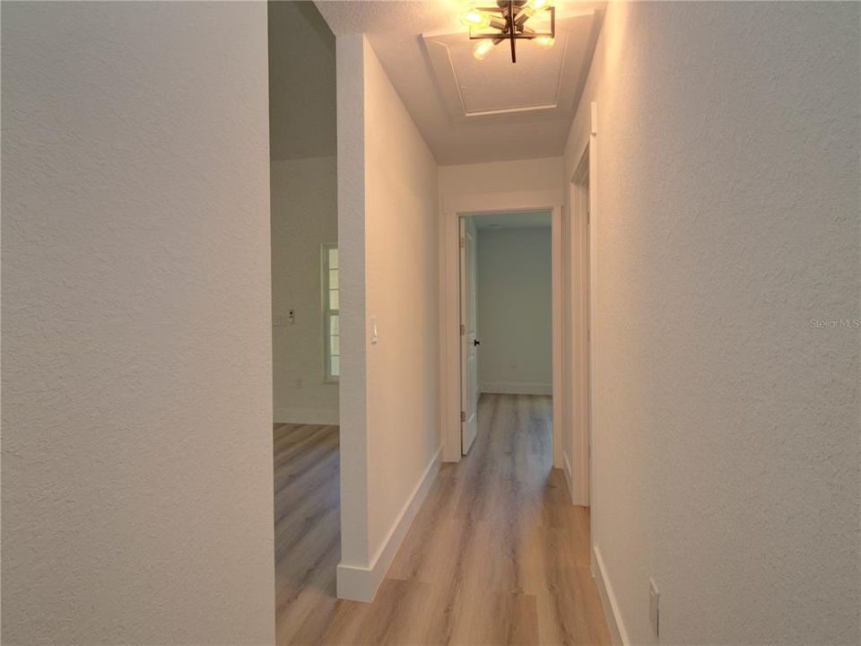For Sale: $289,900 (3 beds, 2 baths, 1696 Square Feet)