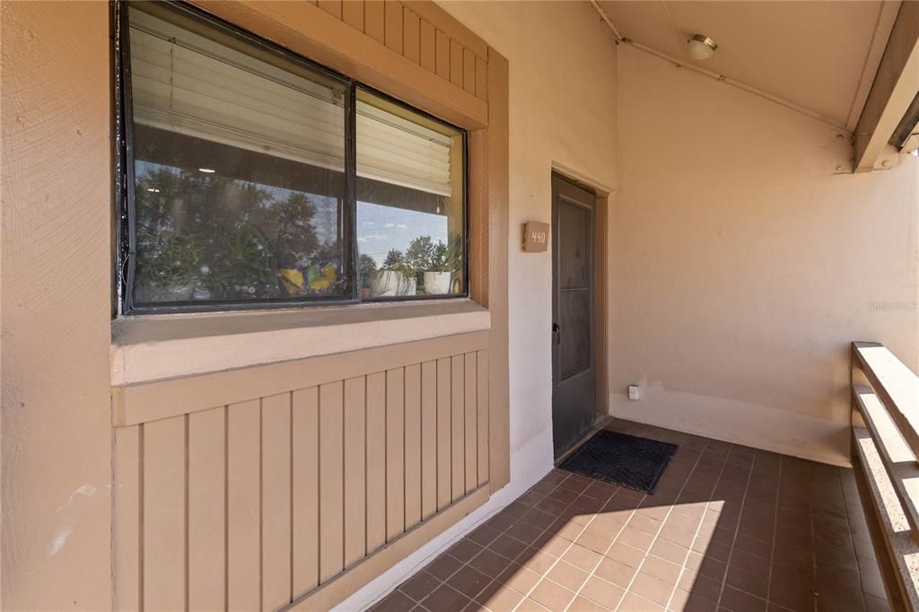 For Sale: $200,000 (3 beds, 3 baths, 1950 Square Feet)