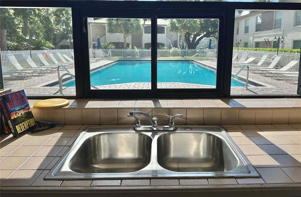 En Venta: $184,900 (2 camas, 2 baños, 900 Pies cuadrados)
