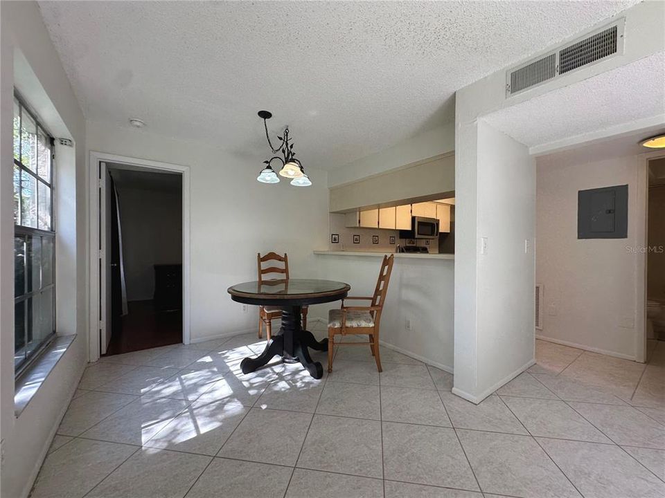 En Venta: $184,900 (2 camas, 2 baños, 900 Pies cuadrados)