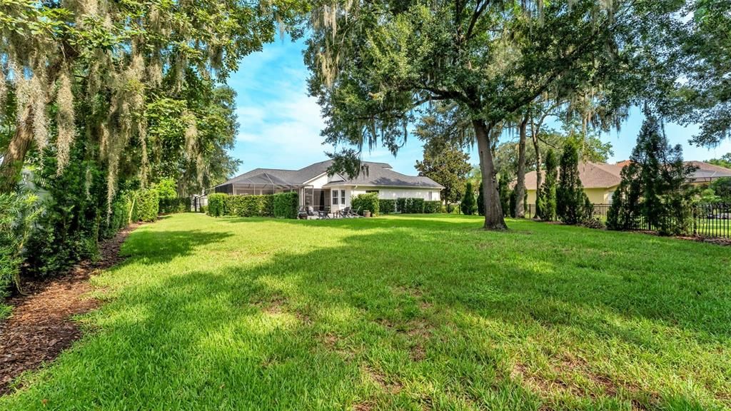 For Sale: $925,000 (5 beds, 3 baths, 3584 Square Feet)