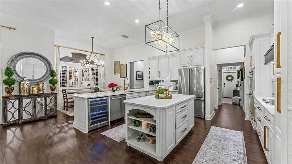 For Sale: $925,000 (5 beds, 3 baths, 3584 Square Feet)