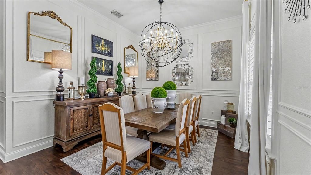 For Sale: $925,000 (5 beds, 3 baths, 3584 Square Feet)