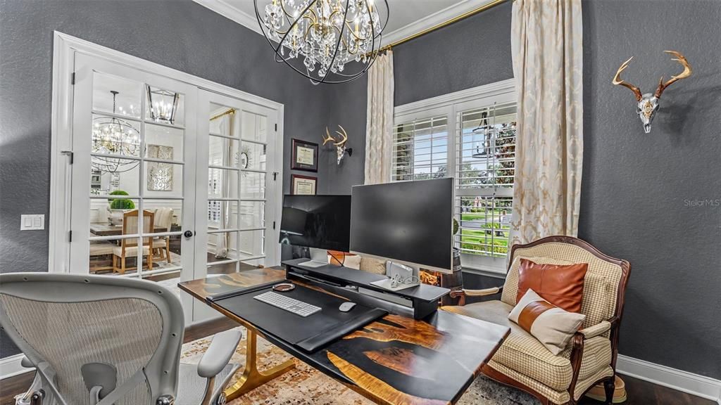 For Sale: $925,000 (5 beds, 3 baths, 3584 Square Feet)