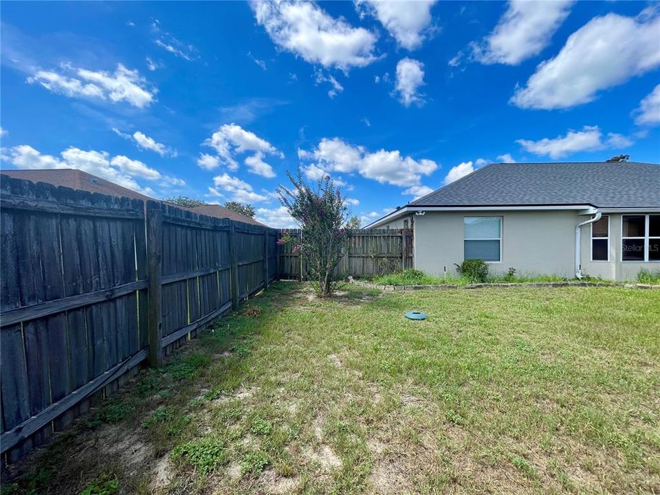 En Venta: $385,000 (3 camas, 2 baños, 2466 Pies cuadrados)