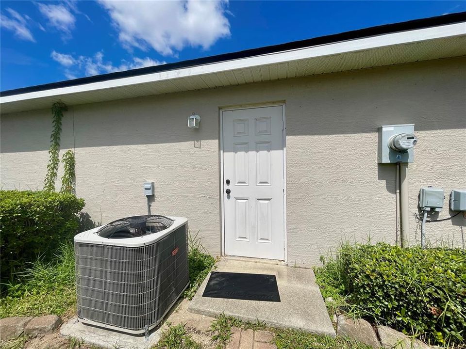En Venta: $385,000 (3 camas, 2 baños, 2466 Pies cuadrados)