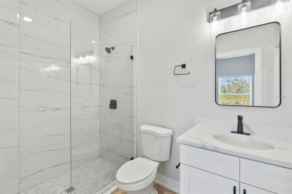For Rent: $1,550 (6 beds, 4 baths, 1245 Square Feet)