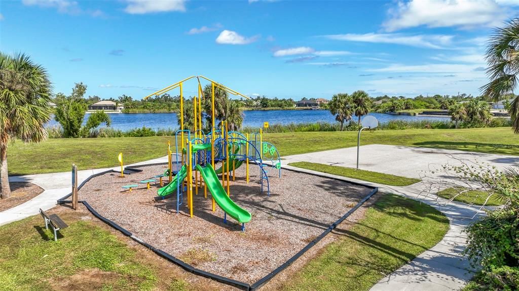 For Rent: $1,550 (6 beds, 4 baths, 1245 Square Feet)