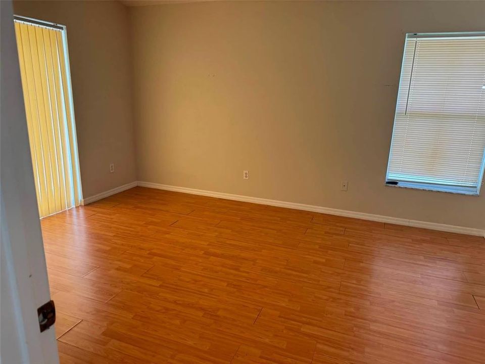 For Rent: $2,500 (3 beds, 2 baths, 1703 Square Feet)