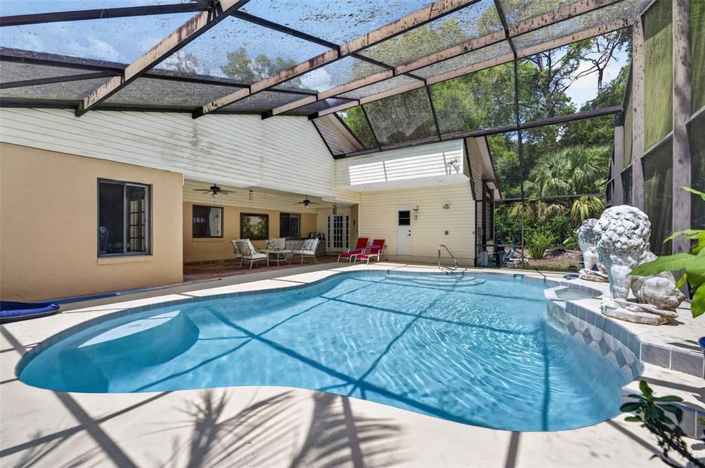 En Venta: $445,000 (3 camas, 3 baños, 2297 Pies cuadrados)