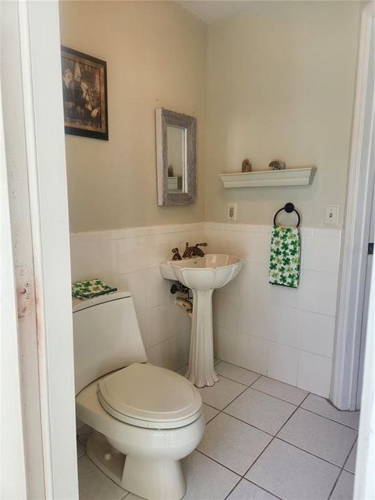 En Venta: $445,000 (3 camas, 3 baños, 2297 Pies cuadrados)