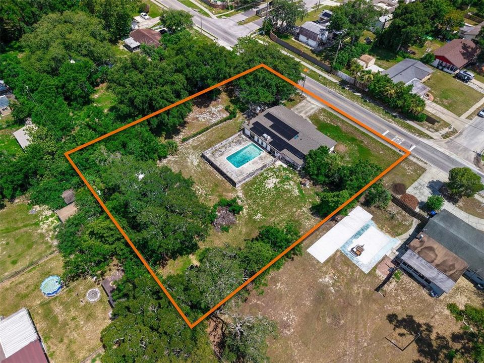 En Venta: $299,900 (3 camas, 2 baños, 2112 Pies cuadrados)
