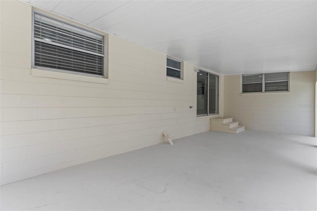 For Sale: $409,000 (3 beds, 2 baths, 1608 Square Feet)