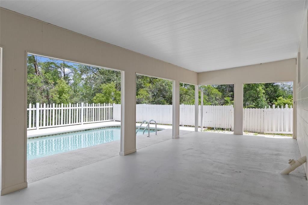 For Sale: $409,000 (3 beds, 2 baths, 1608 Square Feet)