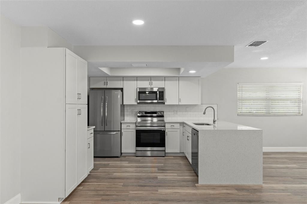 For Sale: $409,000 (3 beds, 2 baths, 1608 Square Feet)
