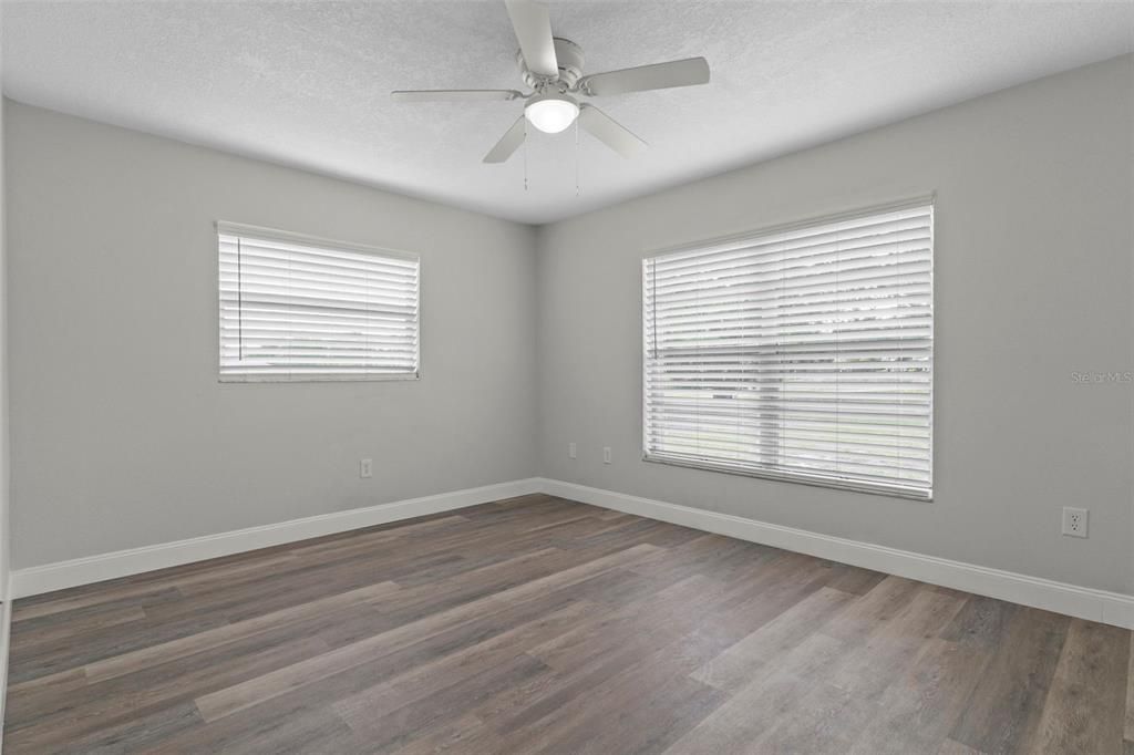 For Sale: $409,000 (3 beds, 2 baths, 1608 Square Feet)