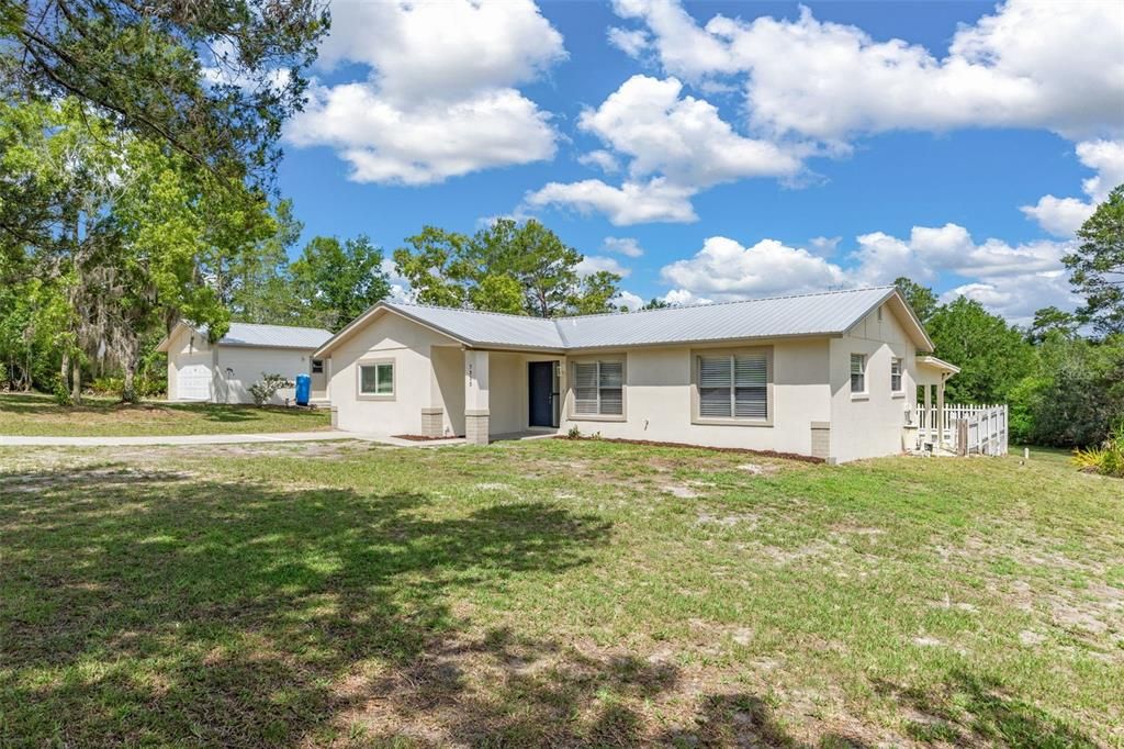 For Sale: $409,000 (3 beds, 2 baths, 1608 Square Feet)