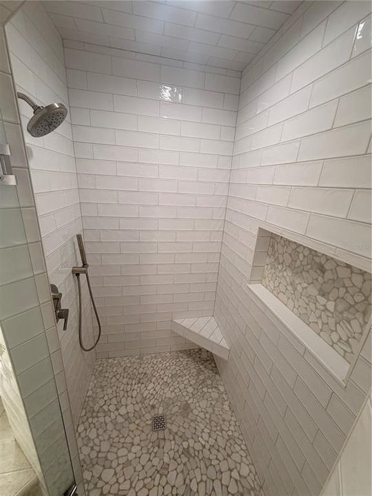 En Venta: $1,068,000 (4 camas, 3 baños, 3835 Pies cuadrados)