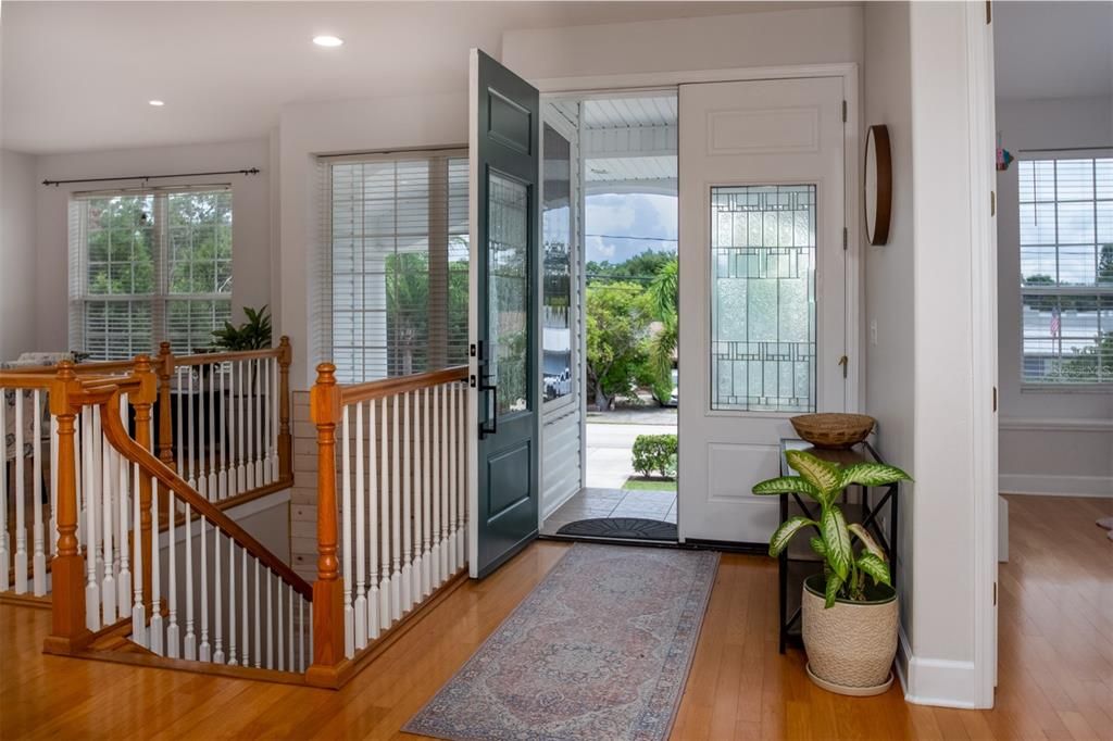 En Venta: $1,068,000 (4 camas, 3 baños, 3835 Pies cuadrados)