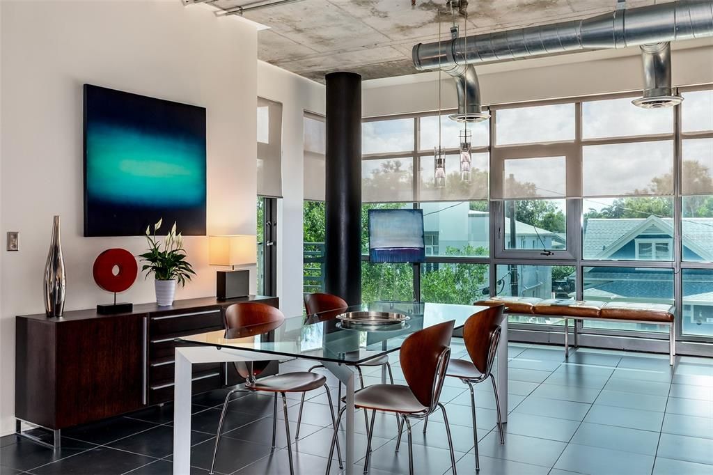 For Sale: $369,500 (1 beds, 2 baths, 1465 Square Feet)