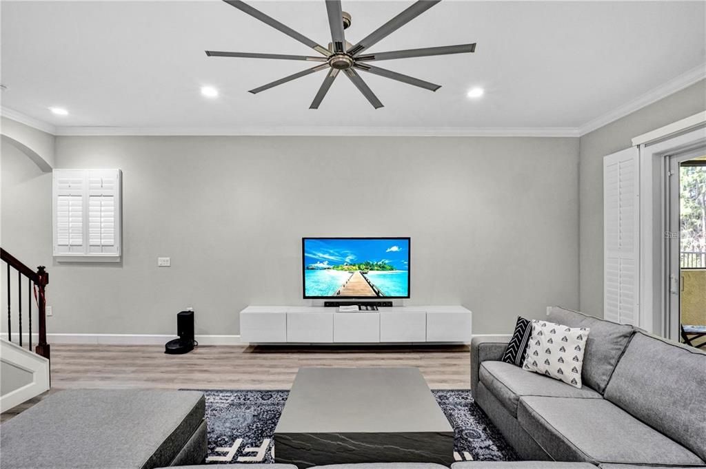 For Sale: $435,000 (3 beds, 2 baths, 2275 Square Feet)