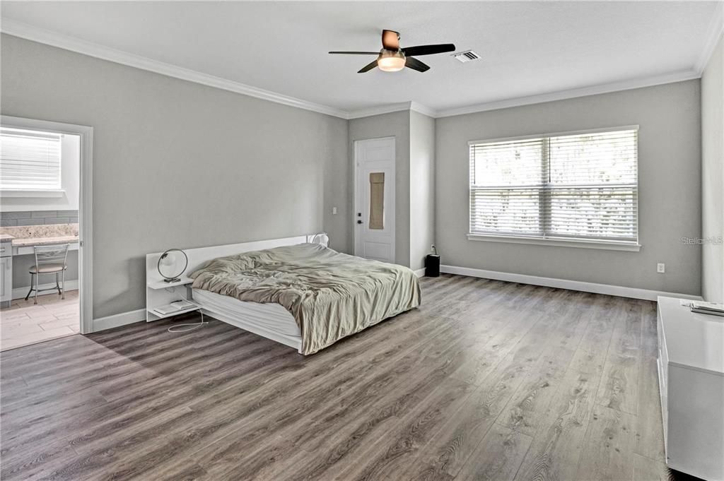 For Sale: $435,000 (3 beds, 2 baths, 2275 Square Feet)