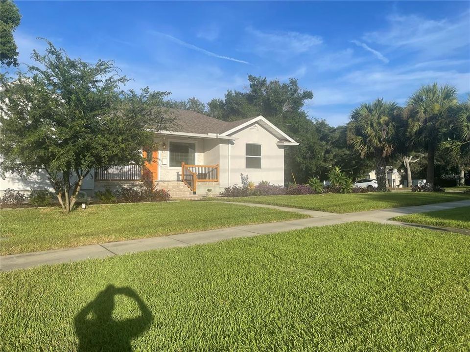 Active With Contract: $689,000 (5 beds, 5 baths, 3191 Square Feet)
