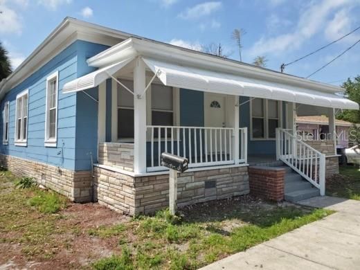 В аренду: $1,895 (3 спален, 1 ванн, 1287 Квадратных фут)