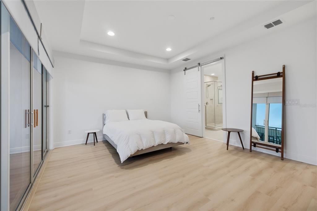 For Sale: $544,000 (3 beds, 3 baths, 2176 Square Feet)