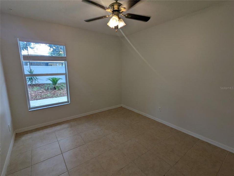 For Rent: $2,170 (4 beds, 2 baths, 1286 Square Feet)