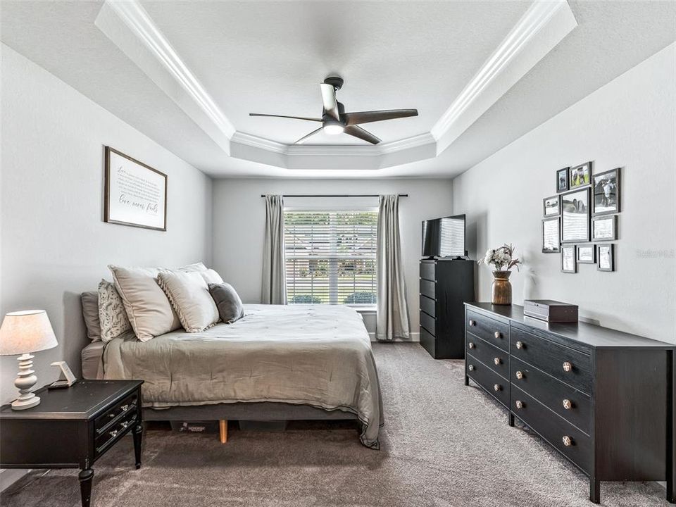 For Sale: $309,500 (3 beds, 2 baths, 1860 Square Feet)