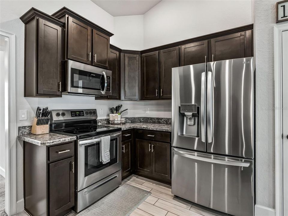For Sale: $309,500 (3 beds, 2 baths, 1860 Square Feet)