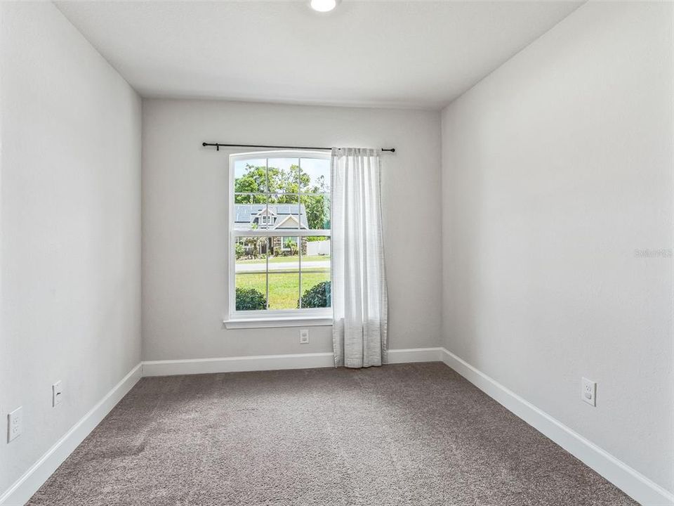 For Sale: $309,500 (3 beds, 2 baths, 1860 Square Feet)