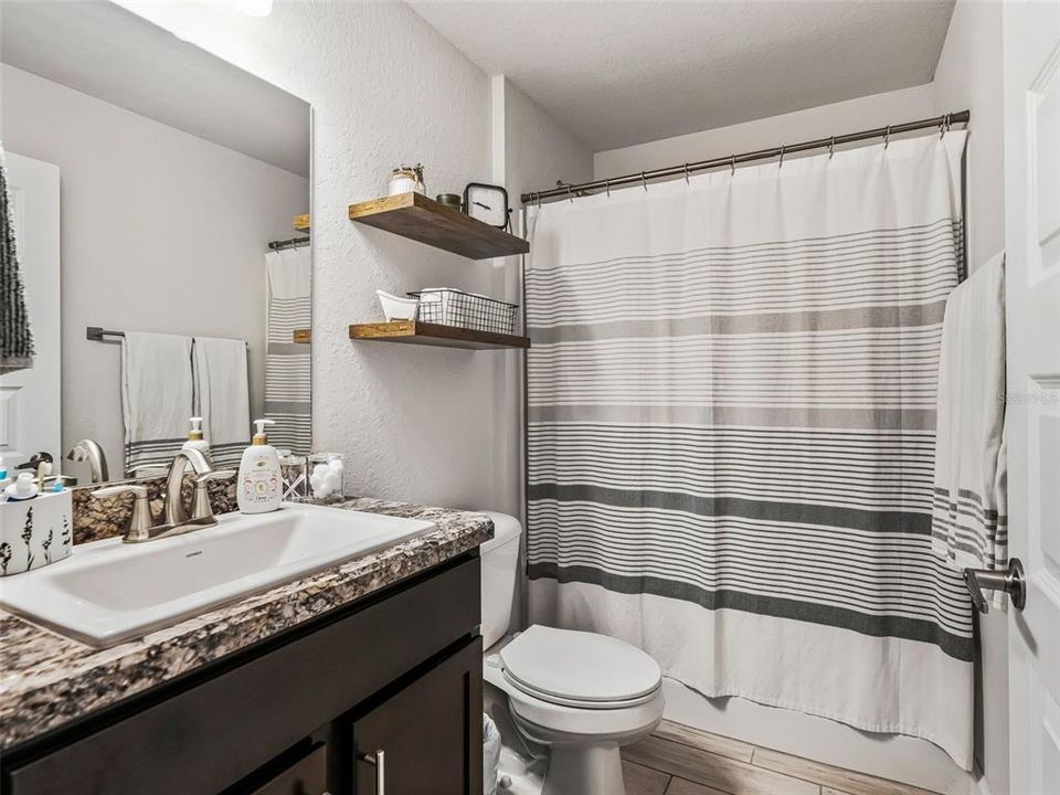For Sale: $309,500 (3 beds, 2 baths, 1860 Square Feet)