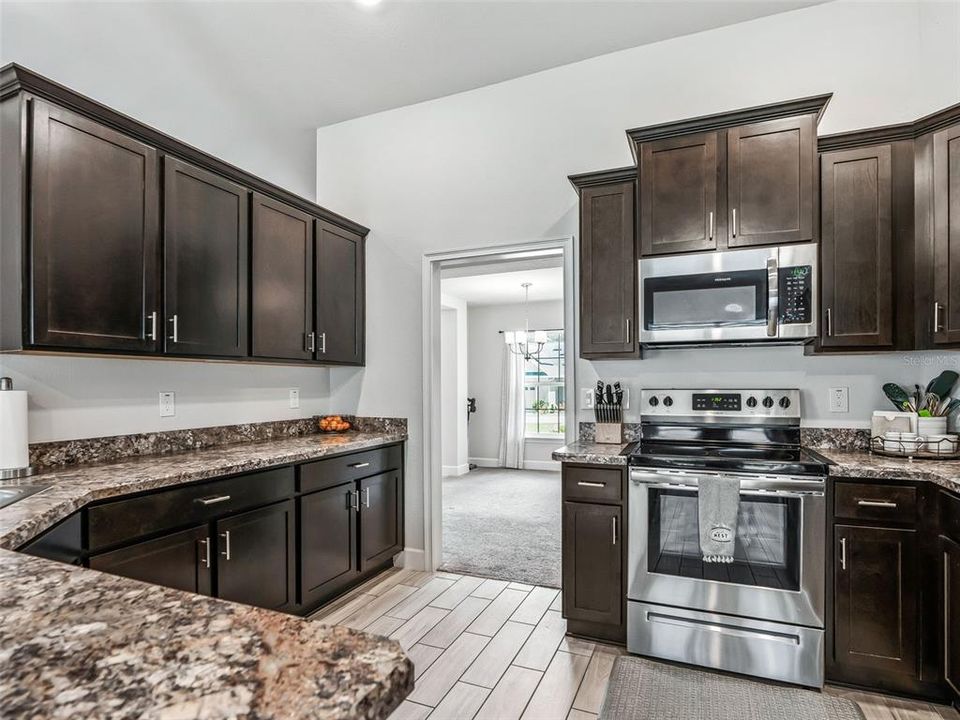 For Sale: $309,500 (3 beds, 2 baths, 1860 Square Feet)