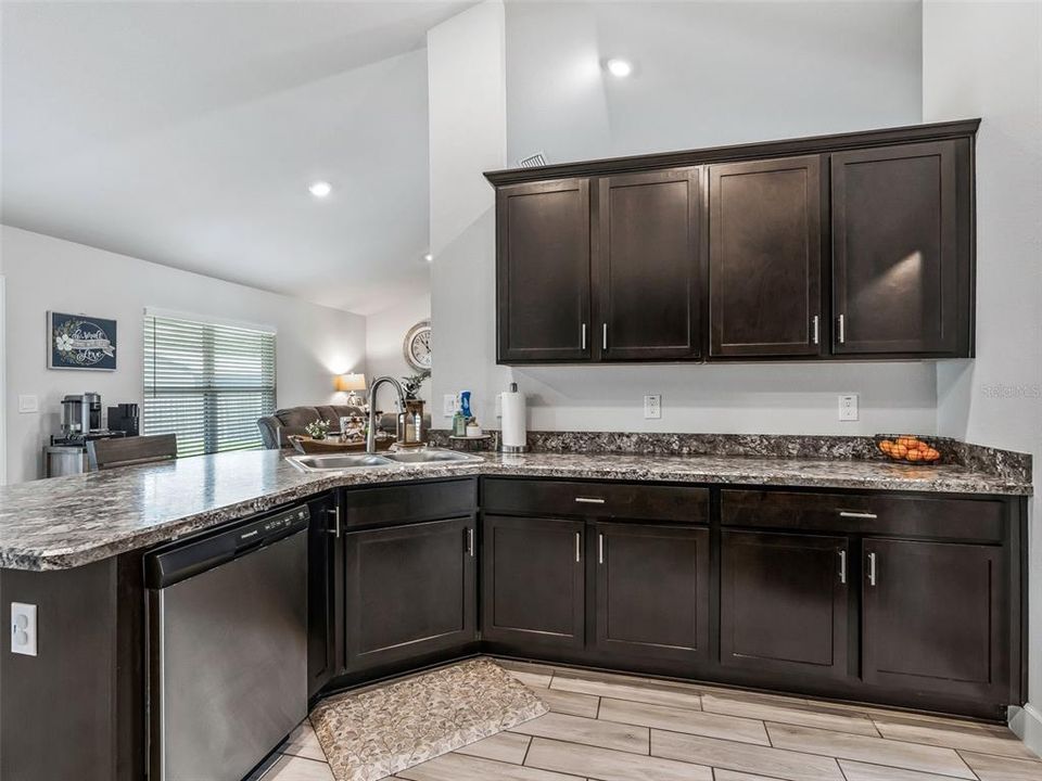 For Sale: $309,500 (3 beds, 2 baths, 1860 Square Feet)