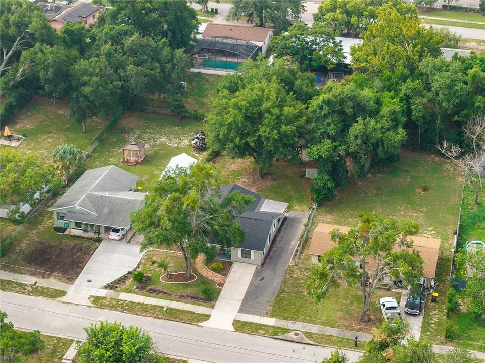 For Sale: $400,000 (3 beds, 1 baths, 1212 Square Feet)