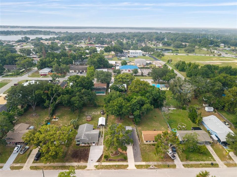 For Sale: $400,000 (3 beds, 1 baths, 1212 Square Feet)