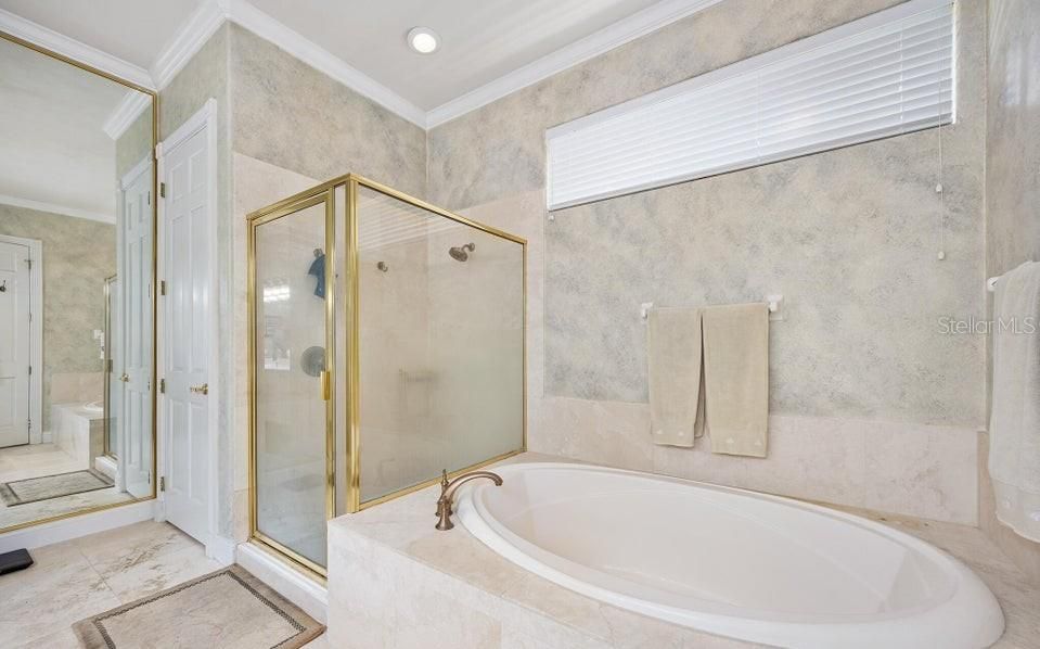 For Sale: $699,900 (3 beds, 3 baths, 3360 Square Feet)