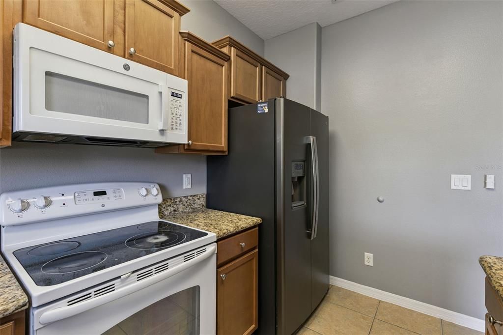 For Rent: $1,850 (2 beds, 2 baths, 1226 Square Feet)