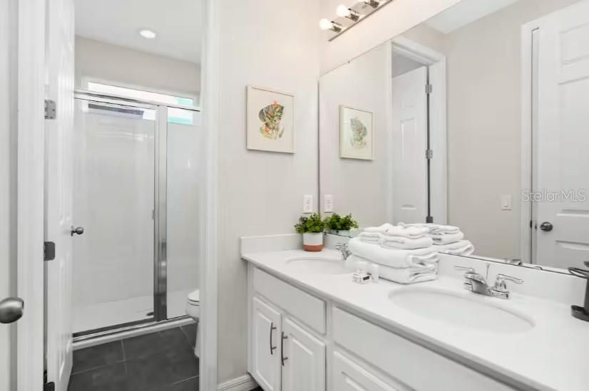 En Venta: $725,000 (9 camas, 6 baños, 4363 Pies cuadrados)